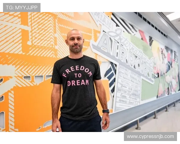 马斯切拉诺辞任迈阿密国际主帅